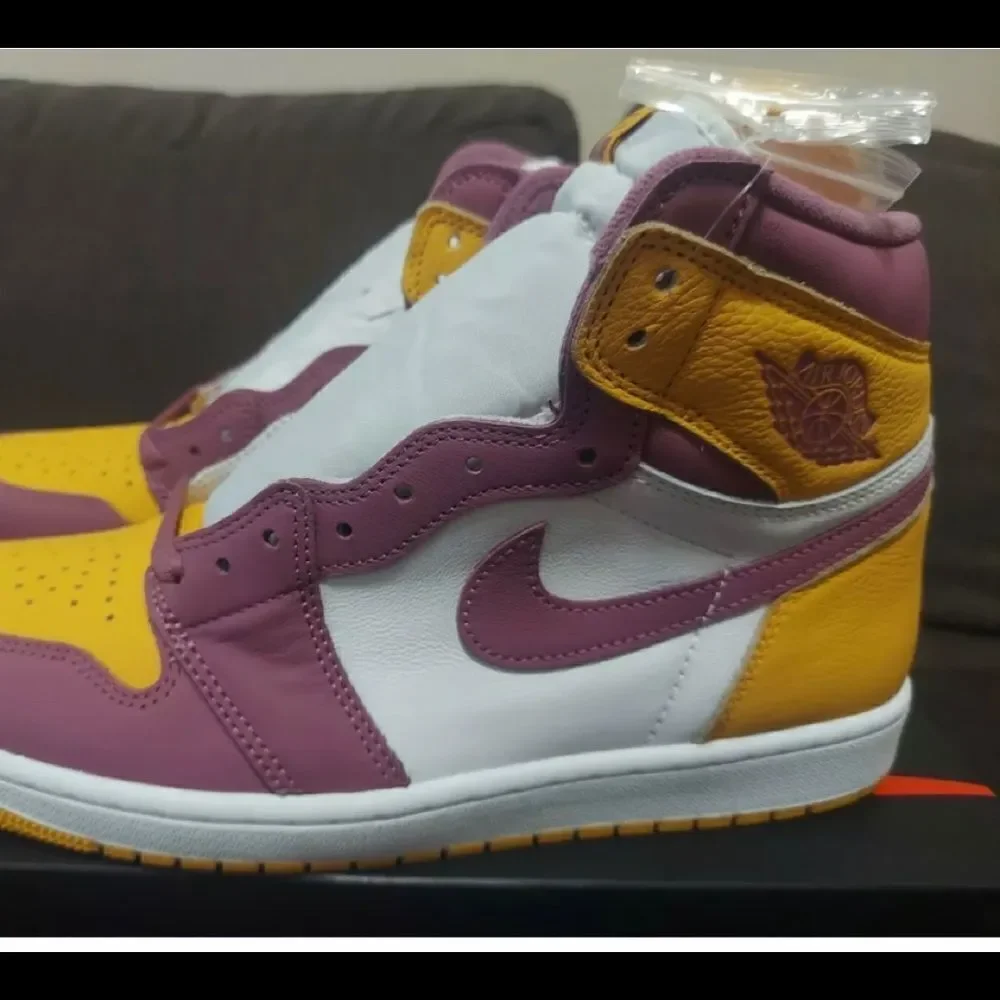 🔥Air Jordan 1 Retro High OG Brotherhood 11M/12.5W 555088-706 In hand🔥